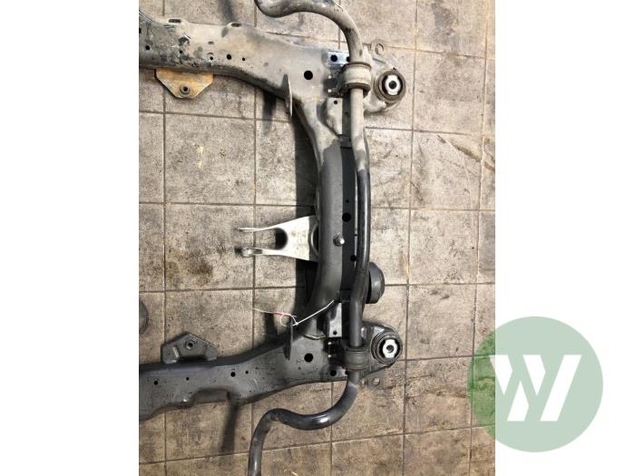 Gebruikte Subframe Opel Insignia Sports Tourer 1.5 CDTI 12V Prijs € 261,45 Margeregeling aangeboden door Wessel Parts & Service B.V.