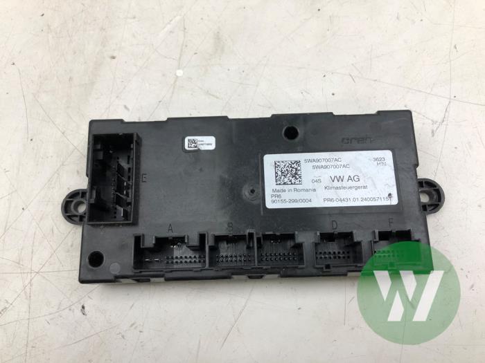 Gebruikte Computer Koeling Volkswagen Golf VIII (CD1) 2.0 TDI BlueMotion 16V Prijs € 93,45 Margeregeling aangeboden door Wessel Parts & Service B.V.