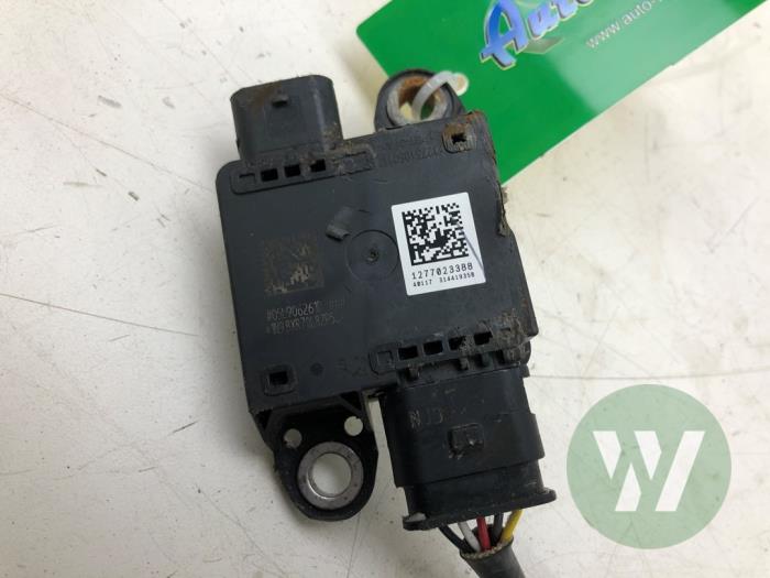 Gebruikte Nox sensor Volkswagen Golf VIII (CD1) 2.0 TDI BlueMotion 16V Prijs € 156,45 Margeregeling aangeboden door Wessel Parts & Service B.V.