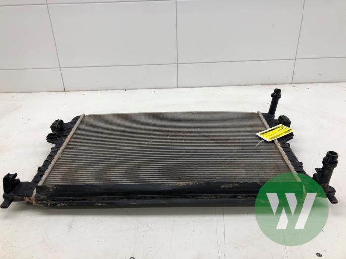 Gebruikte Radiateur Volkswagen T-Roc I 1.5 TSI Evo BMT 16V Prijs € 131,25 Margeregeling aangeboden door Wessel Parts & Service B.V.