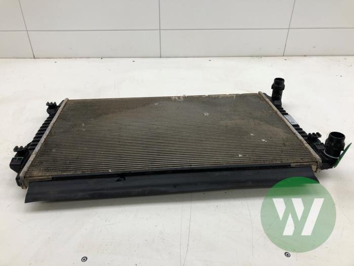 Gebruikte Radiateur Volkswagen T-Roc I 1.5 TSI Evo BMT 16V Prijs € 82,95 Margeregeling aangeboden door Wessel Parts & Service B.V.