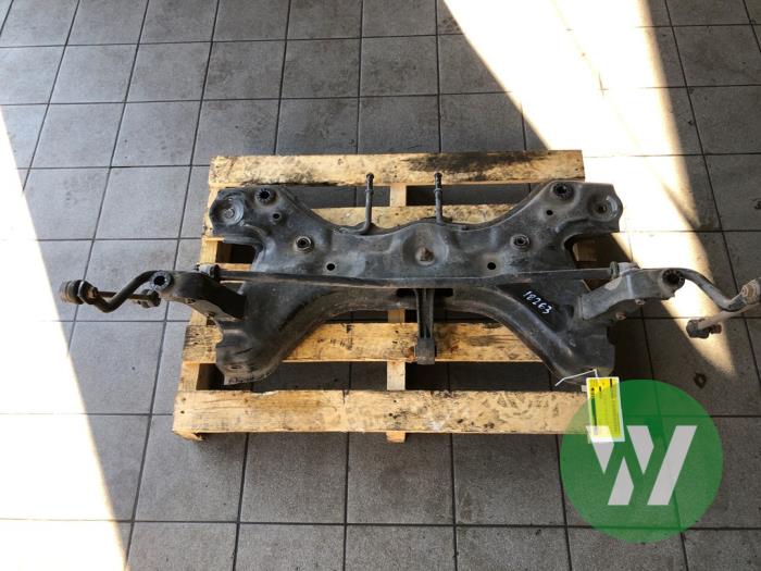 Gebruikte Subframe Volkswagen Up! (121) 1.0 12V 60 Prijs € 82,95 Margeregeling aangeboden door Wessel Parts & Service B.V.