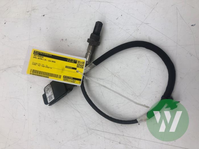 Gebruikte Nox sensor Opel Astra Prijs € 51,45 Margeregeling aangeboden door Wessel Parts & Service B.V.