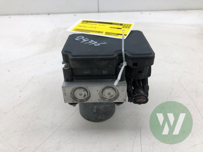 Gebruikte ABS Pomp Mercedes Sprinter 3,5t (906.73) 316 CDI 16V Prijs € 156,45 Margeregeling aangeboden door Wessel Parts & Service B.V.