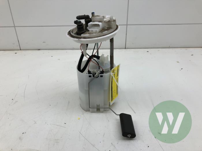 Gebruikte Tank element Pomp Fiat 500C (312) 0.9 TwinAir 105 Prijs € 30,45 Margeregeling aangeboden door Wessel Parts & Service B.V.