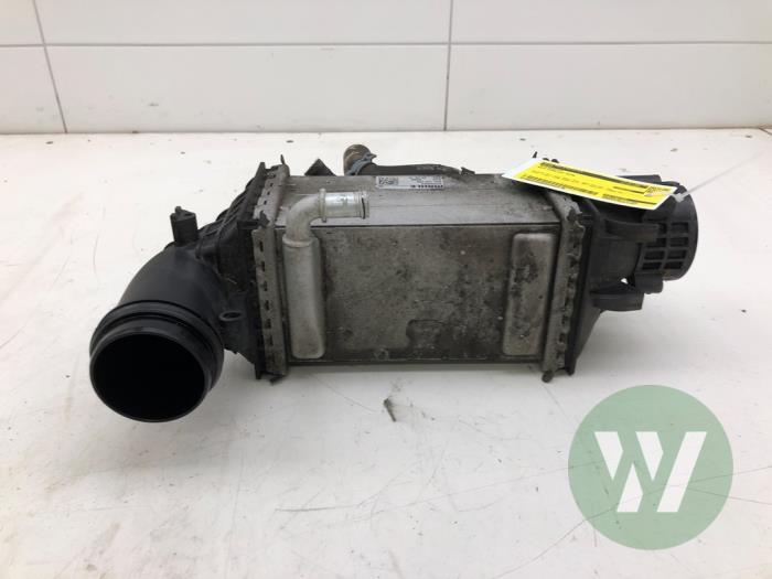 Gebruikte Intercooler Seat Leon (5FB) 1.5 TSI 16V Prijs € 51,45 Margeregeling aangeboden door Wessel Parts & Service B.V.