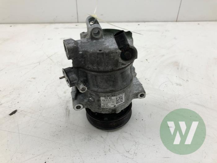 Gebruikte Pomp Airco Seat Leon (5FB) 1.5 TSI 16V Prijs € 103,95 Margeregeling aangeboden door Wessel Parts & Service B.V.