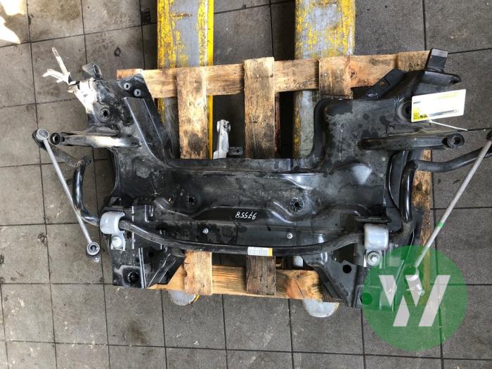 Gebruikte Subframe Opel Crossland (X) 1.2 Turbo 12V Prijs € 261,45 Margeregeling aangeboden door Wessel Parts & Service B.V.