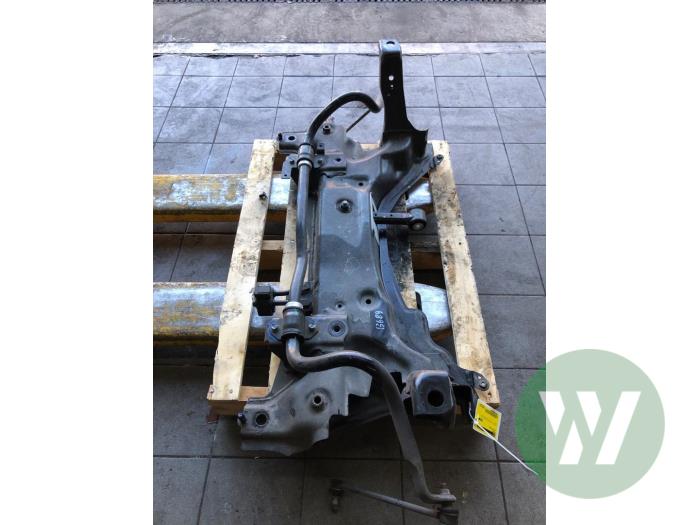 Gebruikte Subframe Suzuki Vitara (LY/MY) 1.4 Booster Jet Turbo 16V SHVS AllGrip Prijs € 156,45 Margeregeling aangeboden door Wessel Parts & Service B.V.