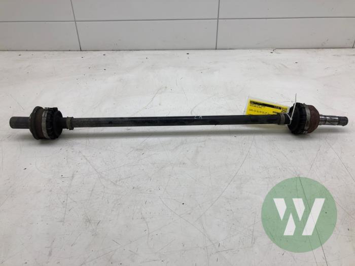 Gebruikte Aandrijfas links-achter Volvo XC90 II 2.0 T6 16V AWD Prijs € 156,45 Margeregeling aangeboden door Wessel Parts & Service B.V.
