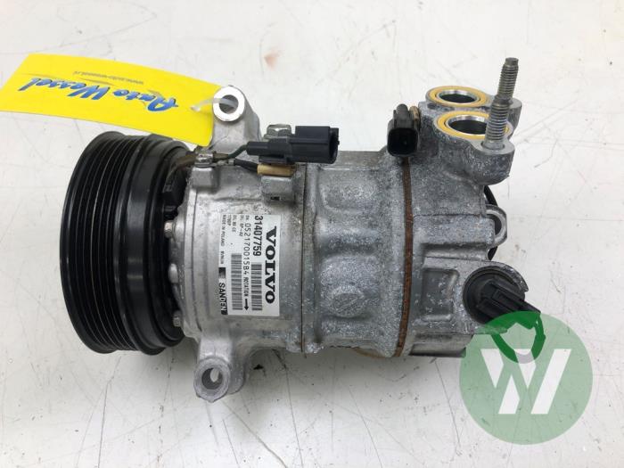 Gebruikte Aircopomp Volvo XC90 II 2.0 T6 16V AWD Prijs € 261,45 Margeregeling aangeboden door Wessel Parts & Service B.V.