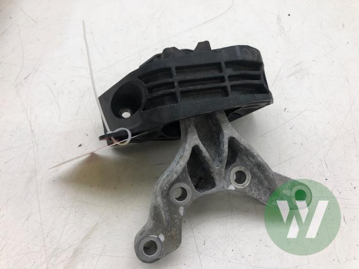 Gebruikte Motorrubber Opel Mokka 1.2 Turbo 12V Prijs € 40,95 Margeregeling aangeboden door Wessel Parts & Service B.V.