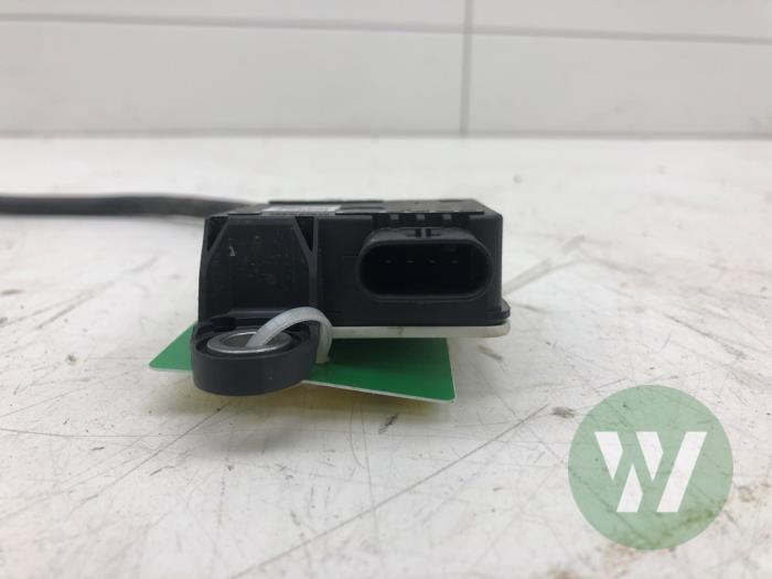 Gebruikte Nox sensor Skoda Octavia Combi (NXAC) 2.0 TDI GreenTec 16V Prijs € 208,95 Margeregeling aangeboden door Wessel Parts & Service B.V.