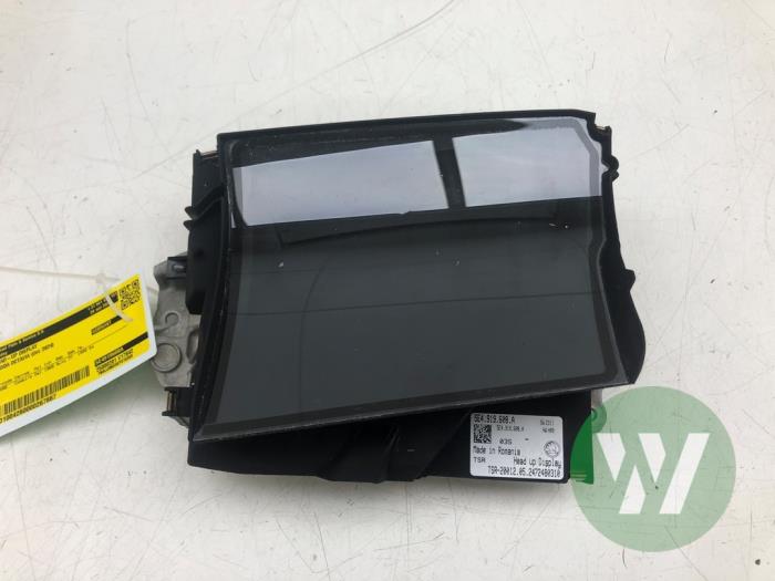Gebruikte Head-up display Skoda Octavia Combi (NXAC) 2.0 TDI GreenTec 16V Prijs € 943,95 Margeregeling aangeboden door Wessel Parts & Service B.V.