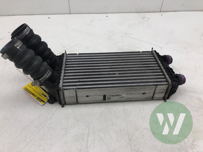 Gebruikte Intercooler Opel Mokka 1.2 Turbo 12V Prijs € 61,95 Margeregeling aangeboden door Wessel Parts & Service B.V.