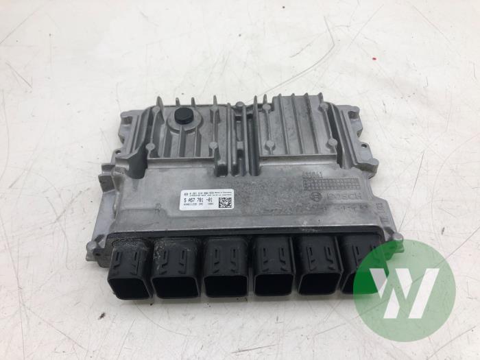 Gebruikte Computer Motormanagement BMW 3 serie (G20) 320i 2.0 TwinPower Turbo 16V Prijs € 418,95 Margeregeling aangeboden door Wessel Parts & Service B.V.