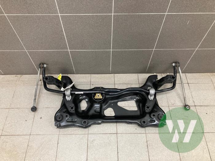 Gebruikte Subframe Skoda Octavia Combi (NXAC) 2.0 TDI GreenTec 16V Prijs € 208,95 Margeregeling aangeboden door Wessel Parts & Service B.V.