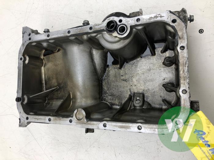 Gebruikte Carterpan Suzuki Vitara (LY/MY) 1.4 Booster Jet Turbo 16V SHVS AllGrip Prijs € 51,45 Margeregeling aangeboden door Wessel Parts & Service B.V.