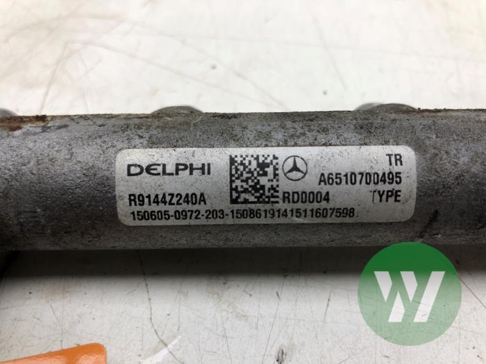 Gebruikte Injector brug Mercedes Sprinter 3,5t (906.73) 316 CDI 16V Prijs € 103,95 Margeregeling aangeboden door Wessel Parts & Service B.V.