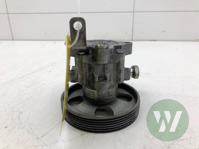 Gebruikte Stuurpomp Peugeot Boxer (U9) 2.0 BlueHDi 110 Prijs € 51,45 Margeregeling aangeboden door Wessel Parts & Service B.V.