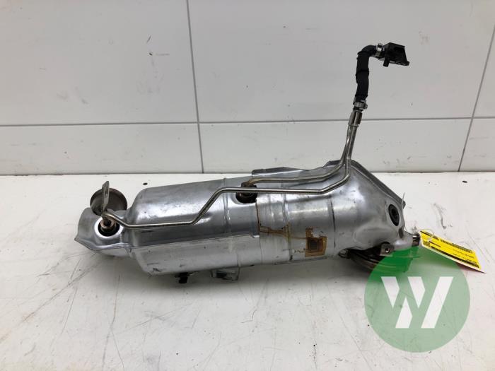 Gebruikte Katalysator Opel Astra L (F3/FB/FM/FP) 1.2 Turbo 130 12V Prijs € 471,45 Margeregeling aangeboden door Wessel Parts & Service B.V.