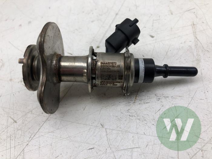Gebruikte Adblue injector Skoda Karoq Prijs € 72,45 Margeregeling aangeboden door Wessel Parts & Service B.V.