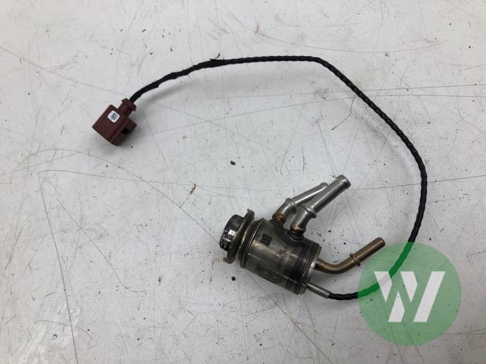 Gebruikte Adblue injector Skoda Karoq Prijs € 72,45 Margeregeling aangeboden door Wessel Parts & Service B.V.