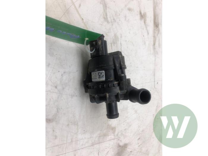 Gebruikte Waterpomp Volkswagen ID.4 (E21) GTX 4Motion 77 kWh Prijs € 72,45 Margeregeling aangeboden door Wessel Parts & Service B.V.