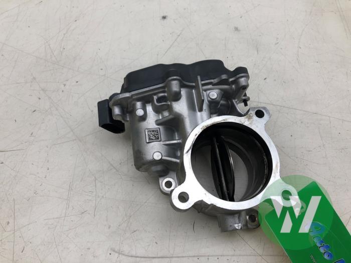 Gebruikte Gasklephuis Skoda Karoq Prijs € 51,45 Margeregeling aangeboden door Wessel Parts & Service B.V.
