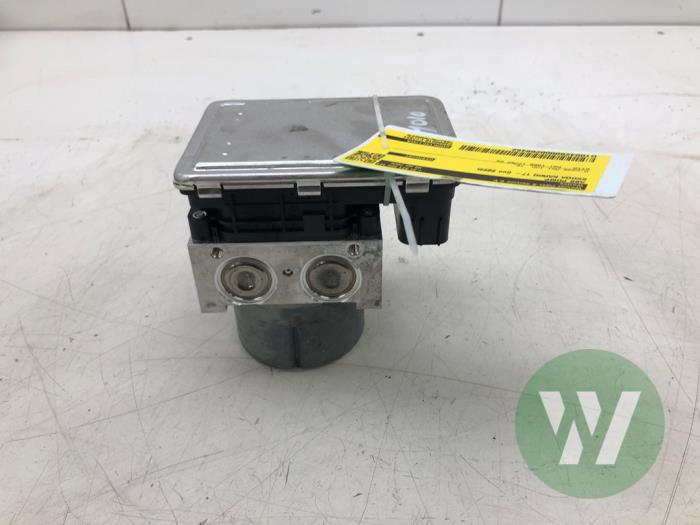 Gebruikte ABS Pomp Skoda Karoq Prijs € 82,95 Margeregeling aangeboden door Wessel Parts & Service B.V.