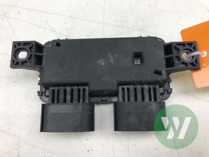 Gebruikte Brandstofpomp module Mercedes GLE (V167) 53 AMG 3.0 EQ Boost 24V 4-Matic+ Prijs € 30,45 Margeregeling aangeboden door Wessel Parts & Service B.V.