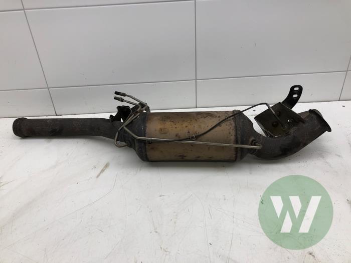 Gebruikte Roetfilter Mercedes R (W251) 3.0 320 CDI 24V 4-Matic Prijs € 366,45 Margeregeling aangeboden door Wessel Parts & Service B.V.