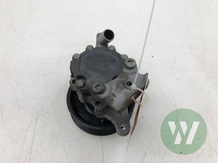 Gebruikte Servopomp Mercedes R (W251) 3.0 320 CDI 24V 4-Matic Prijs € 93,45 Margeregeling aangeboden door Wessel Parts & Service B.V.