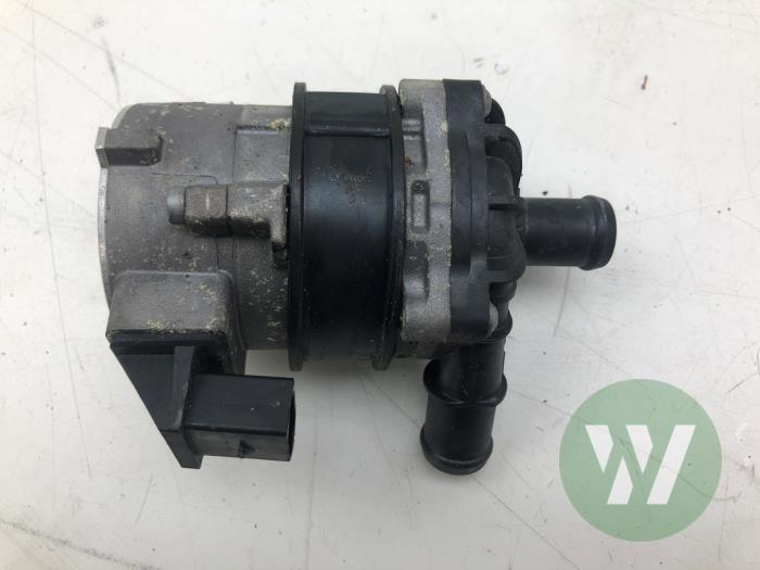 Gebruikte Waterpomp GWM WEY 05 Prijs € 131,25 Margeregeling aangeboden door Wessel Parts & Service B.V.