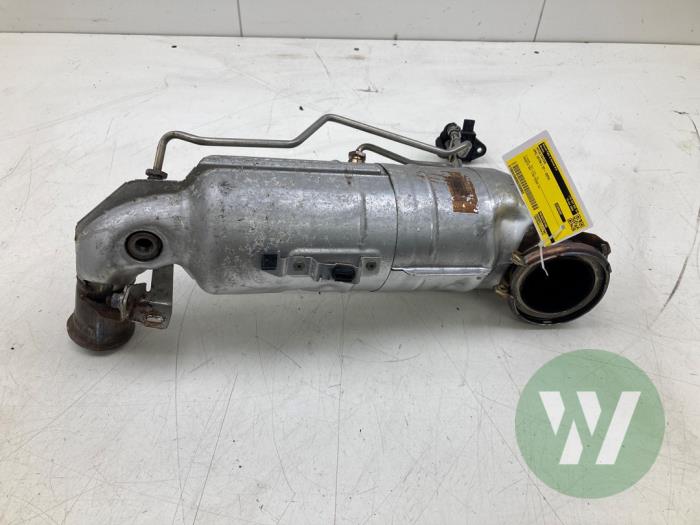 Gebruikte Katalysator Opel Astra L Sports Tourer (F4/FC/FN/FR) 1.2 Turbo 130 12V Prijs € 471,45 Margeregeling aangeboden door Wessel Parts & Service B.V.