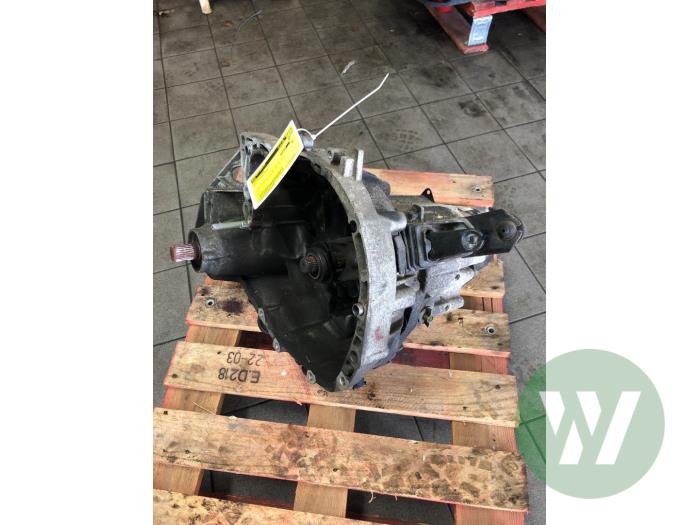Gebruikte Versnellingsbak Renault Scenic Prijs op aanvraag aangeboden door Wessel Parts & Service B.V.