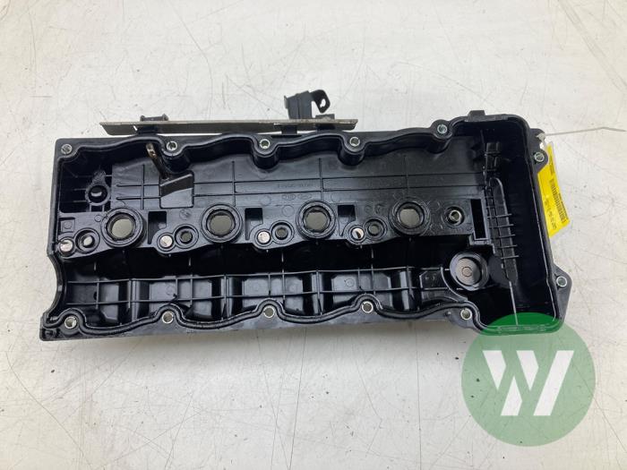 Gebruikte Kleppendeksel Kia Sportage (QL) 1.7 CRDi 115 16V 4x2 Prijs € 156,45 Margeregeling aangeboden door Wessel Parts & Service B.V.