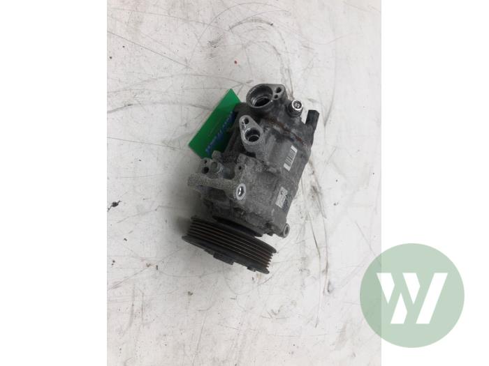 Gebruikte Aircopomp Volkswagen Passat (3G2) 2.0 TDI 16V 150 Prijs € 51,45 Margeregeling aangeboden door Wessel Parts & Service B.V.