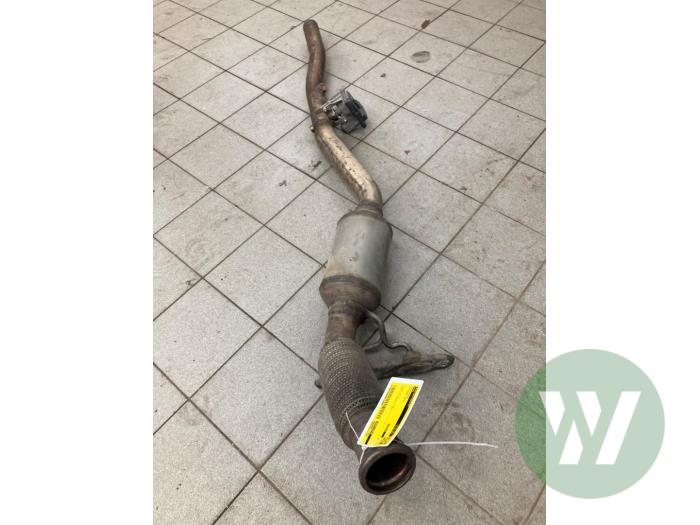Gebruikte Katalysator Volkswagen Passat (3G2) 2.0 TDI 16V 150 Prijs € 236,25 Margeregeling aangeboden door Wessel Parts & Service B.V.