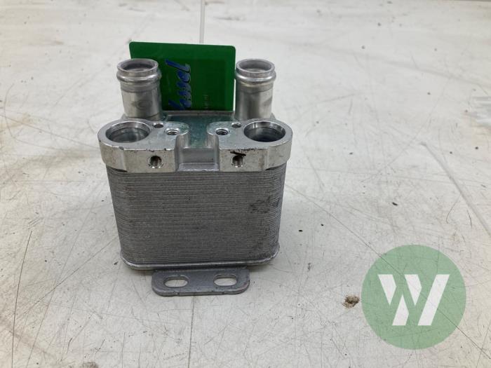 Gebruikte Warmtewisselaar Porsche Taycan (Y1A) 4S Performance Prijs € 68,25 Margeregeling aangeboden door Wessel Parts & Service B.V.