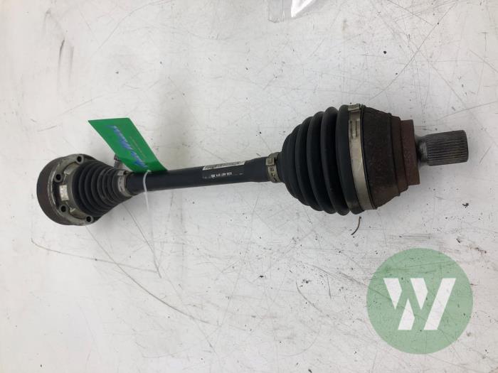 Gebruikte Steekas links-voor Volkswagen Golf Sportsvan (AUVS) 1.5 TSI Evo BlueMotion 16V Prijs € 72,45 Margeregeling aangeboden door Wessel Parts & Service B.V.