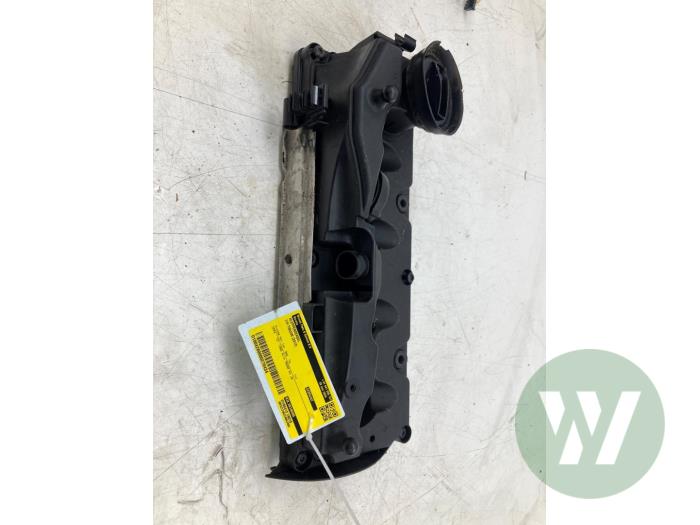 Gebruikte Kleppendeksel Volkswagen Tiguan (5N1/2) 2.0 TDI 16V 4Motion Prijs € 61,95 Margeregeling aangeboden door Wessel Parts & Service B.V.
