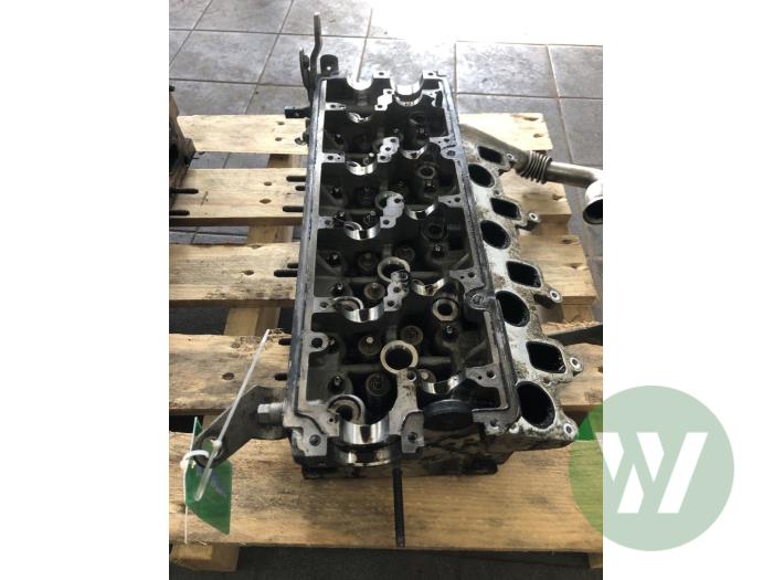 Gebruikte Cilinderkop Volkswagen Tiguan (5N1/2) 2.0 TDI 16V 4Motion Prijs € 313,95 Margeregeling aangeboden door Wessel Parts & Service B.V.