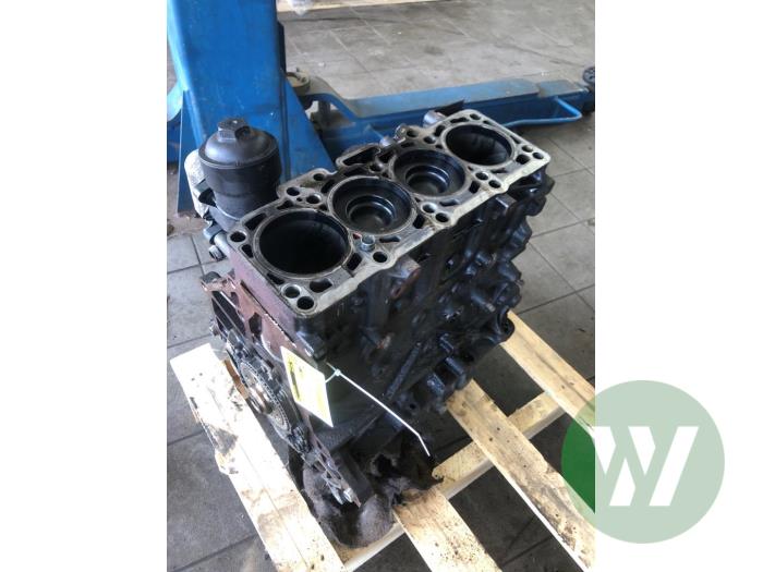 Gebruikte Motor Onderblok Volkswagen Tiguan (5N1/2) 2.0 TDI 16V 4Motion Prijs € 733,95 Margeregeling aangeboden door Wessel Parts & Service B.V.