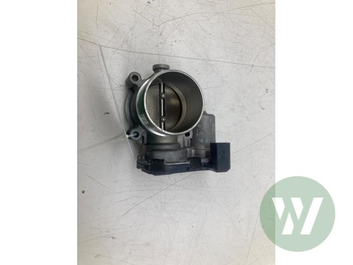 Gebruikte Gasklephuis Audi A4 Allroad Quattro (B9) Prijs € 204,75 Margeregeling aangeboden door Wessel Parts & Service B.V.