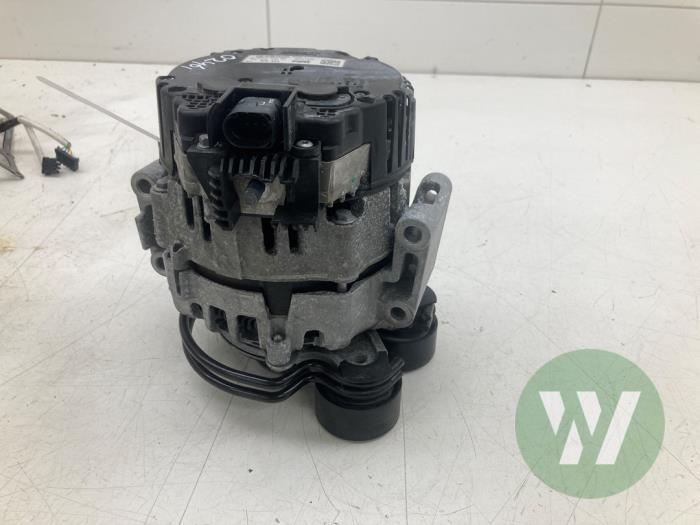 Gebruikte Dynamo Audi A4 Allroad Quattro (B9) Prijs € 366,45 Margeregeling aangeboden door Wessel Parts & Service B.V.