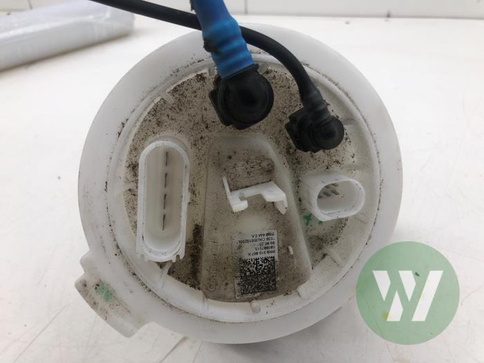 Gebruikte Tank element Pomp Audi A4 Allroad Quattro (B9) Prijs € 103,95 Margeregeling aangeboden door Wessel Parts & Service B.V.