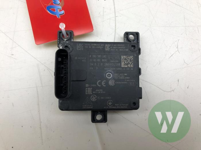 Gebruikte Radar sensor Opel Astra L (F3/FB/FM/FP) 1.6 Plug-in Hybrid Turbo 16V Prijs € 208,95 Margeregeling aangeboden door Wessel Parts & Service B.V.