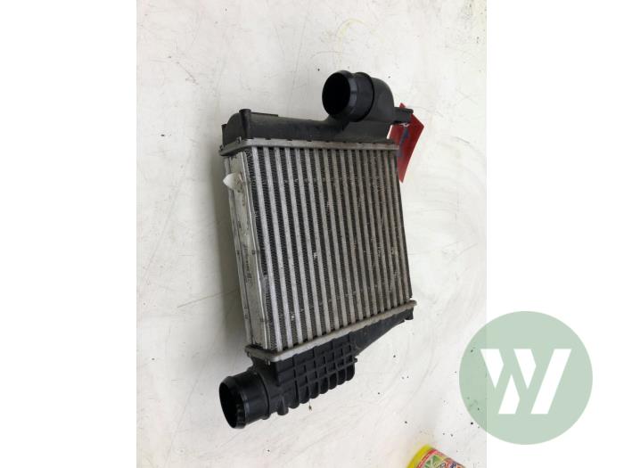 Intercooler Opel Grandland (X), 2017 1.2 Turbo 12V, SUV, Benzine, 1.199cc, 96kW (131pk), FWD, D12XHT; EB2ADTS, 2018-07, ZRHNS (Gebruikt)