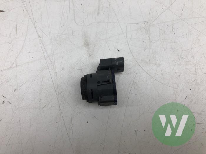 Gebruikte PDC Sensor Audi S3 Limousine (GYL) Prijs € 36,75 Margeregeling aangeboden door Wessel Parts & Service B.V.